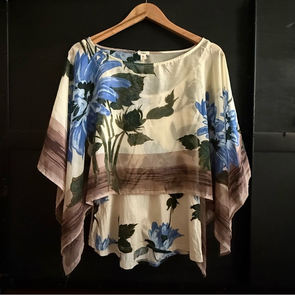Anthropologie Tiny Abjure Floral Sheer Overlay Cape Sleeve Blouse - Picture 5 of 5